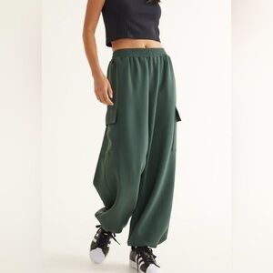2for 20$ ☀️✨ Hyba soft knit Green Cargo Pants​